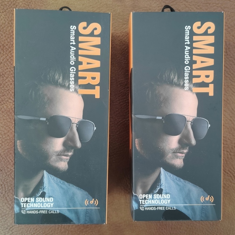 smart glasses box package.jpg